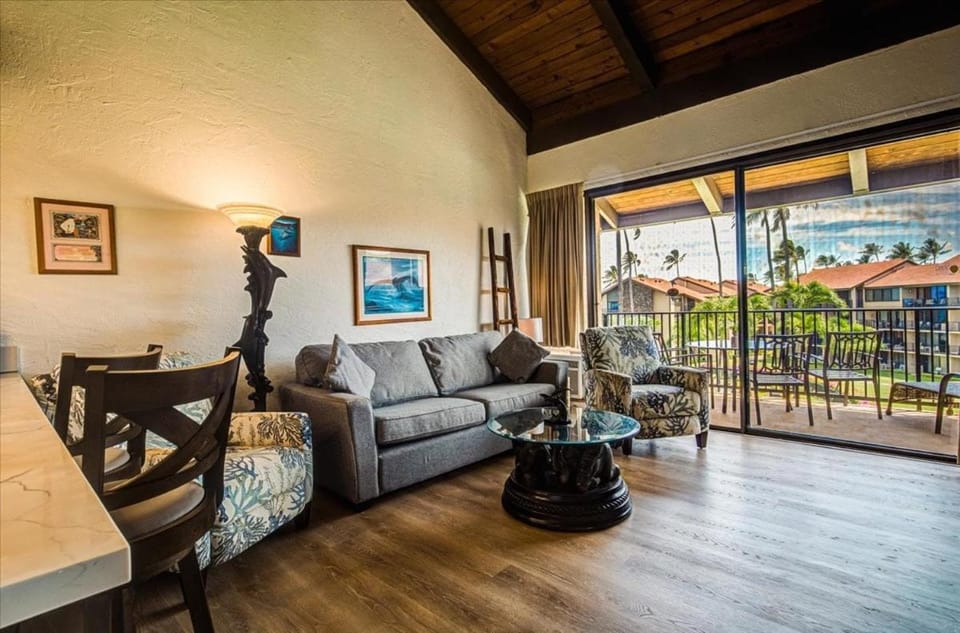 Papakea E406 Apartment in Kaanapali