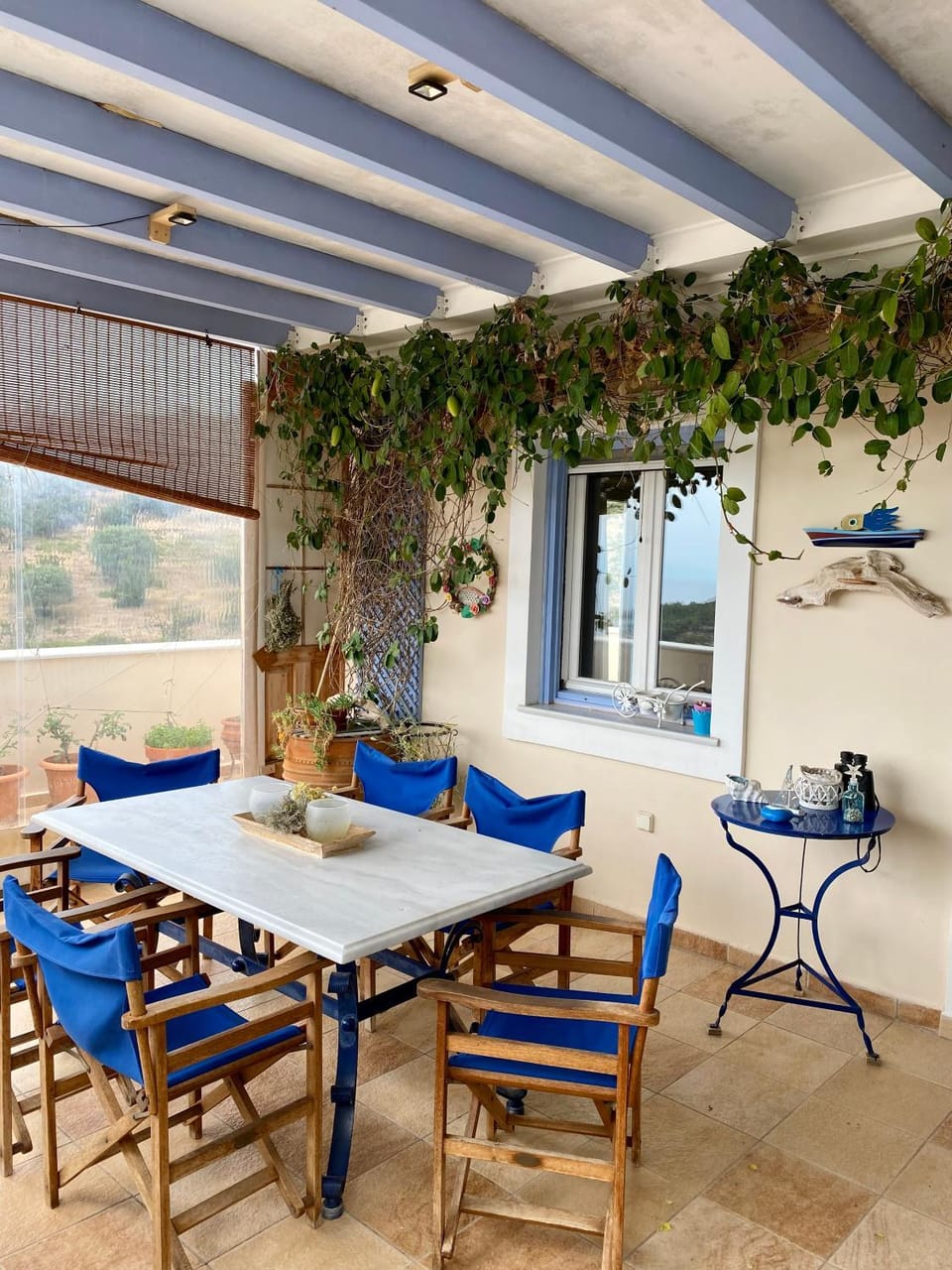 Patio, Dining area
