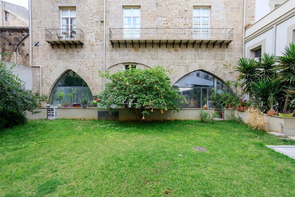 Property building, Garden view