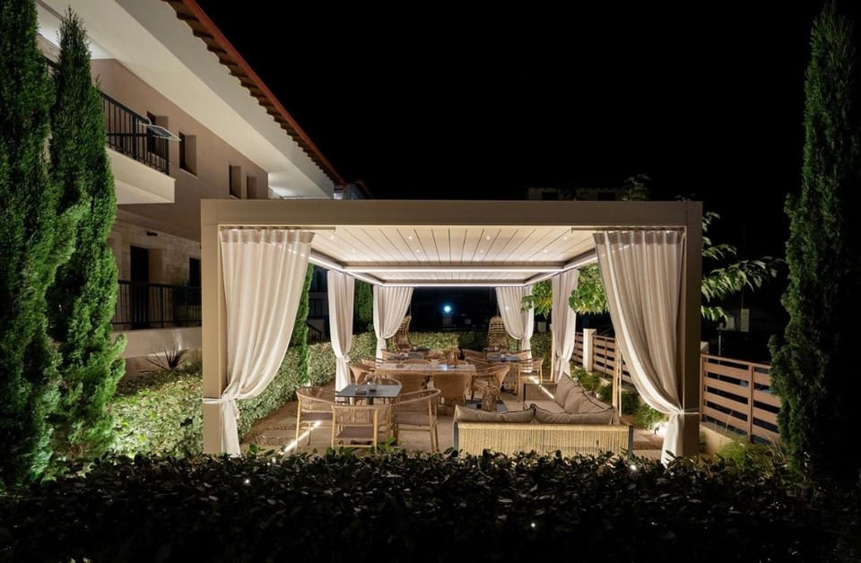 Patio, Night, Garden, Living room, Seating area, Garden view