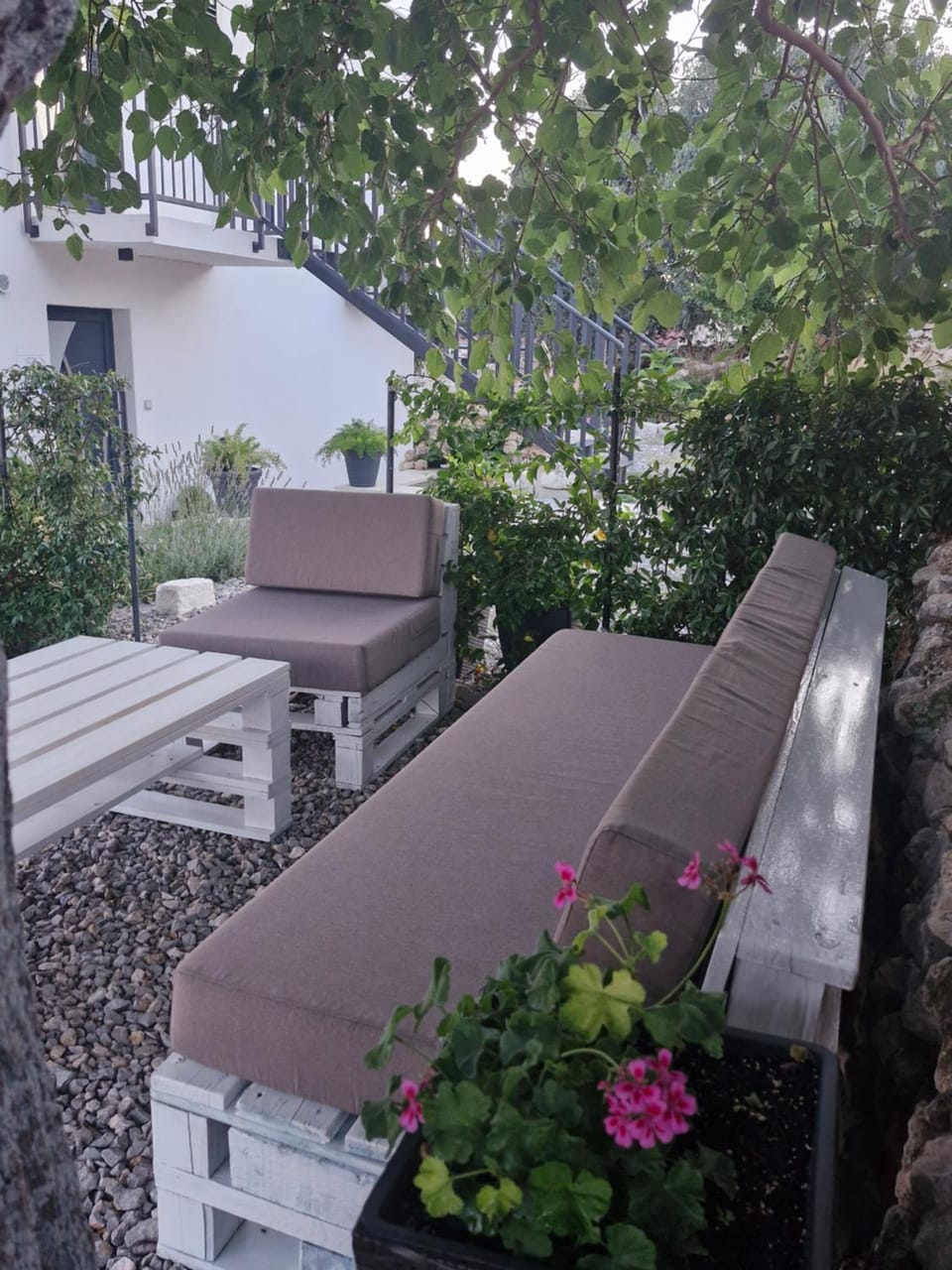 Rural home Basin dvor with jacuzzi House in Šibenik-Knin County, Croatia