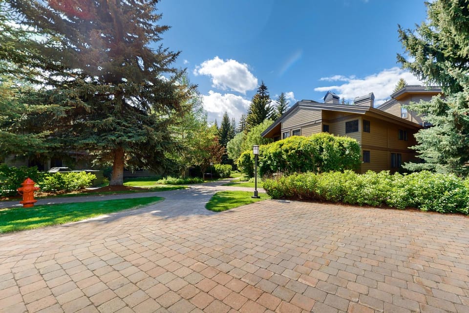 Dollar Meadow 1385 Apartment in Sun Valley