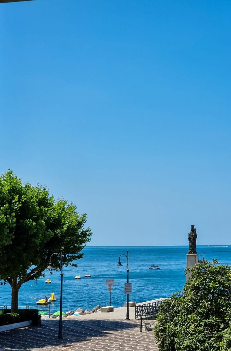 Property building, Nearby landmark, Day, Natural landscape, Beach, Sea view