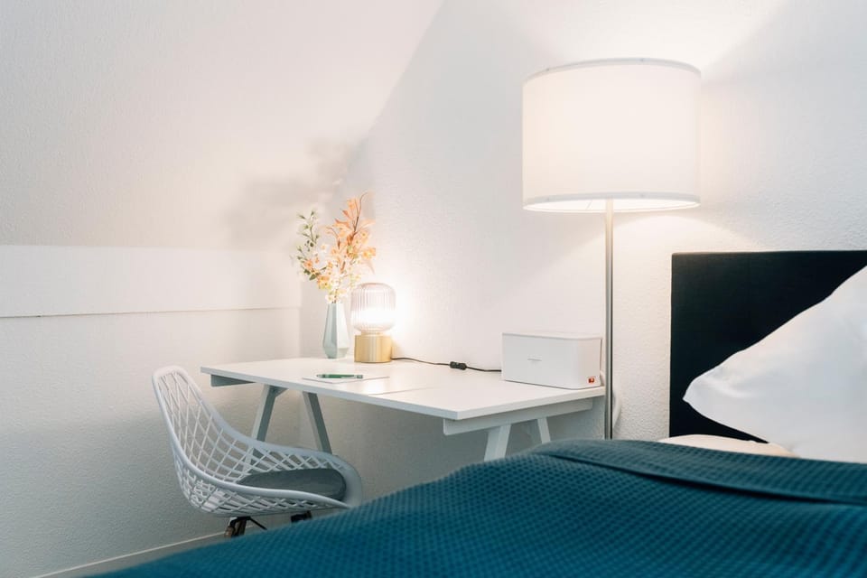 Bed, Photo of the whole room, Bedroom, hair dresser