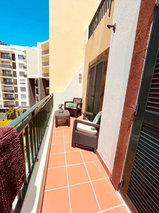 Seaview Apartment walking to the Beach Apartment in Funchal