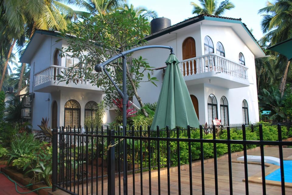 Albuquerque BetterHomes, Goa Bed and Breakfast in Candolim