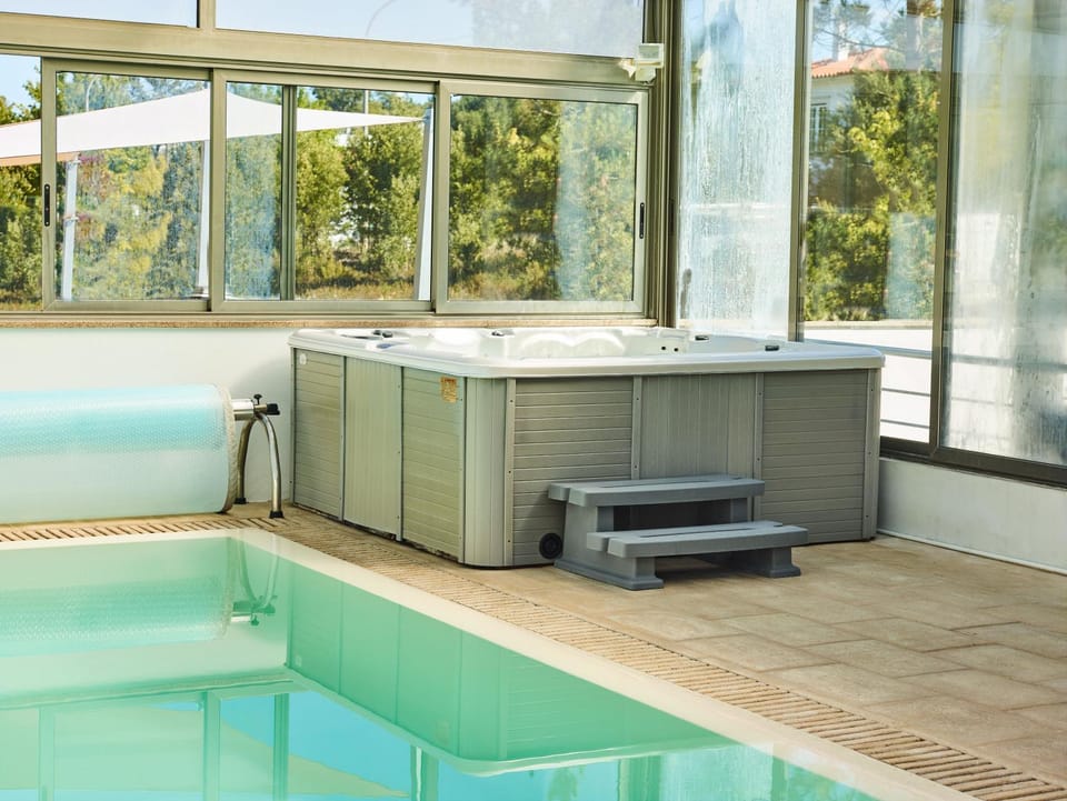 Spa and wellness centre/facilities, Swimming pool