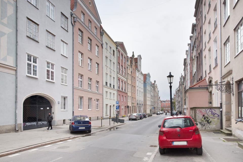 Day, Neighbourhood, Street view, Location, Parking