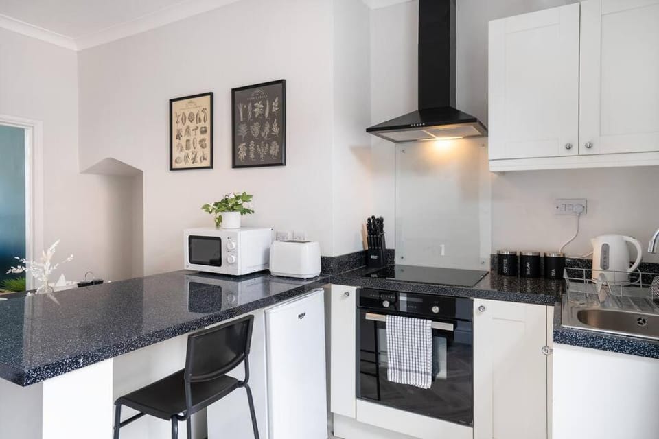 2BR Home near Bishop Auckland - Free Parking -WiFi House in England