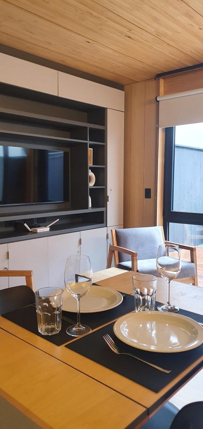 TV and multimedia, Dining area