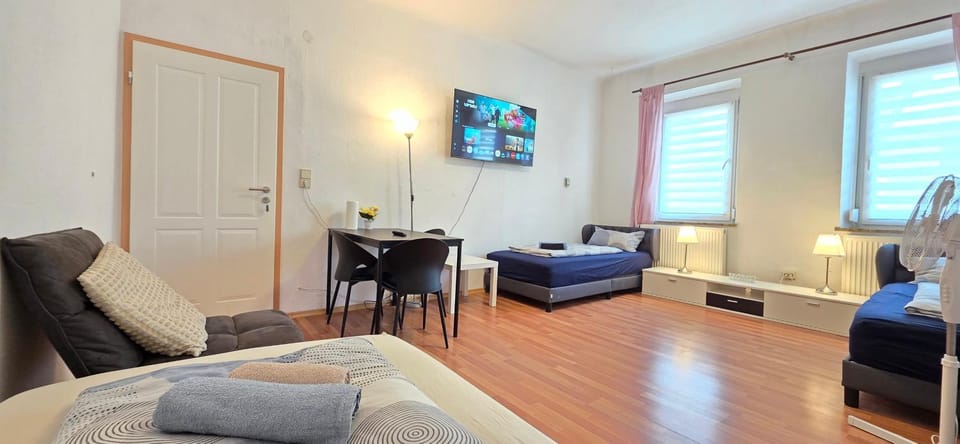 Wohnreich Ulm Zentral - Wohnung in 3OG - Zimmer in 3er WG Vacation rental in Neu-Ulm