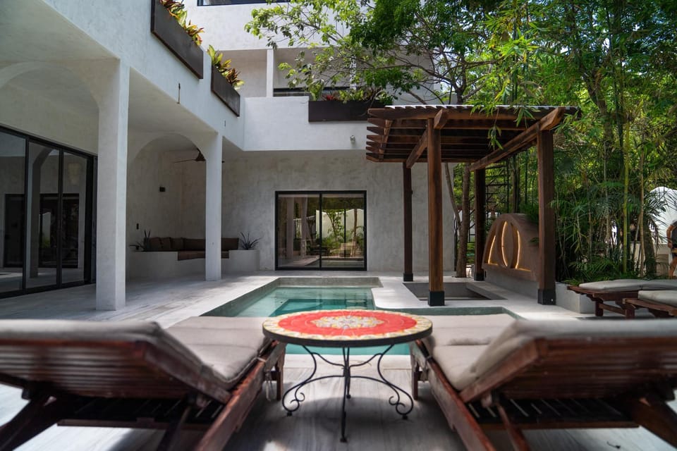 Patio, Day, Pool view, Swimming pool, sunbed