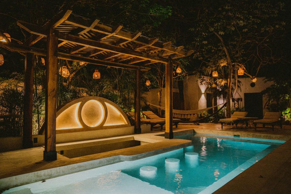 Night, Swimming pool