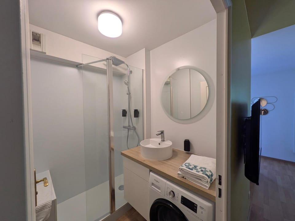 Studios TOUT INCLUS - Calme avec proximité du Centre Ville Apartment in Blois