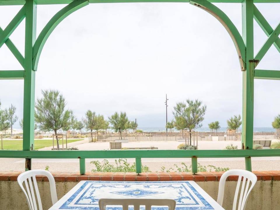 Appartement à Mimizan Plage pour 4 pers, face à l'océan, balcon, parking, ménage inclus - FR-1-50-120 Apartment in Mimizan
