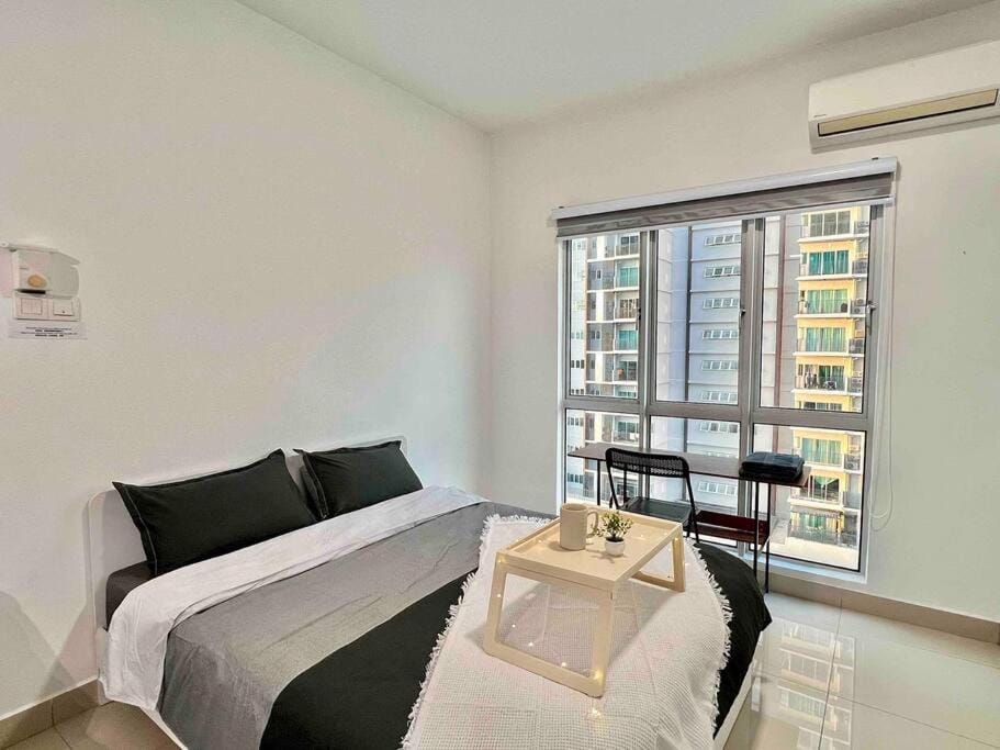 Cozy Studio Galleria Equine Park ,KLIA, MRT, AEON, FOOD STREET Apartment in Selangor, Malaysia