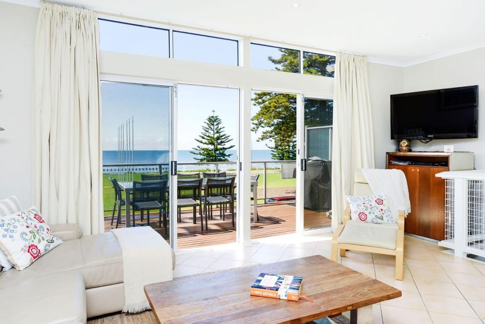 Balcony/Terrace, Living room