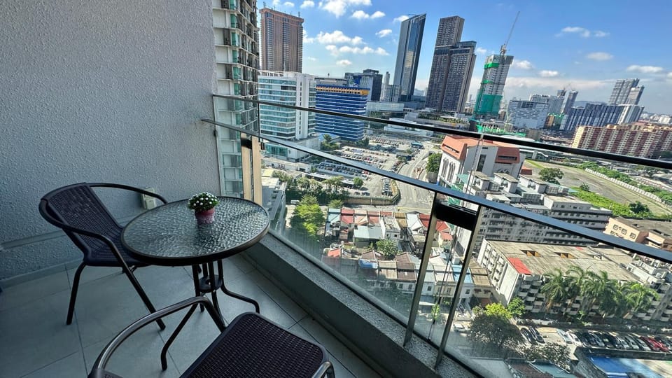 View (from property/room), Balcony/Terrace, Balcony/Terrace, City view
