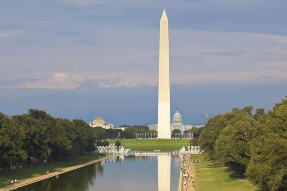 Walk2Metro's,DCGem,Private,Wifi, FreeParking Apartment in Arlington