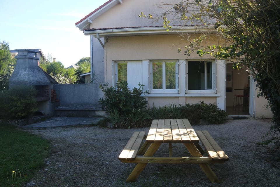 VILLA DU POUEY Villa in Occitanie