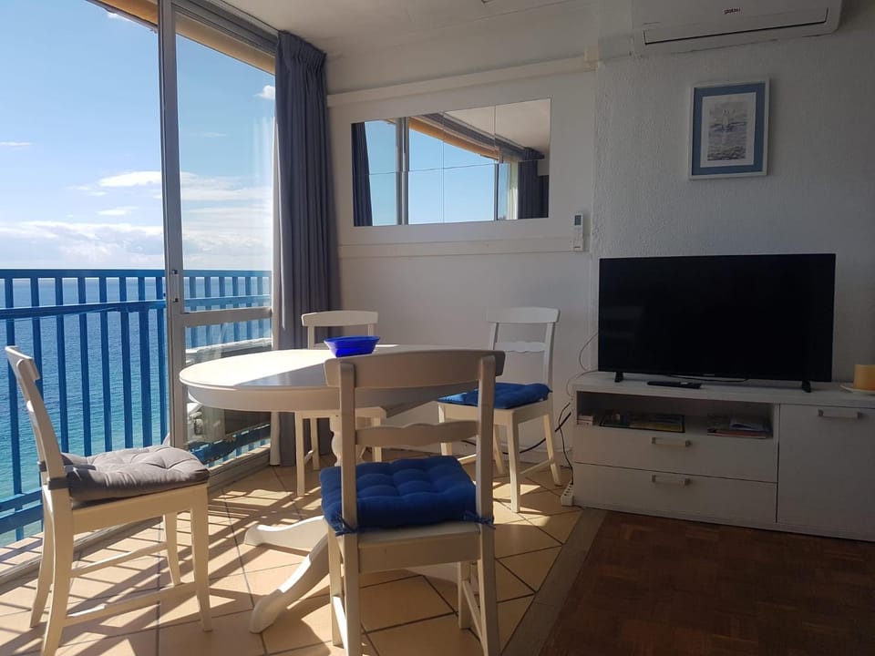 Balcony/Terrace, Dining area, Sea view, air conditioner