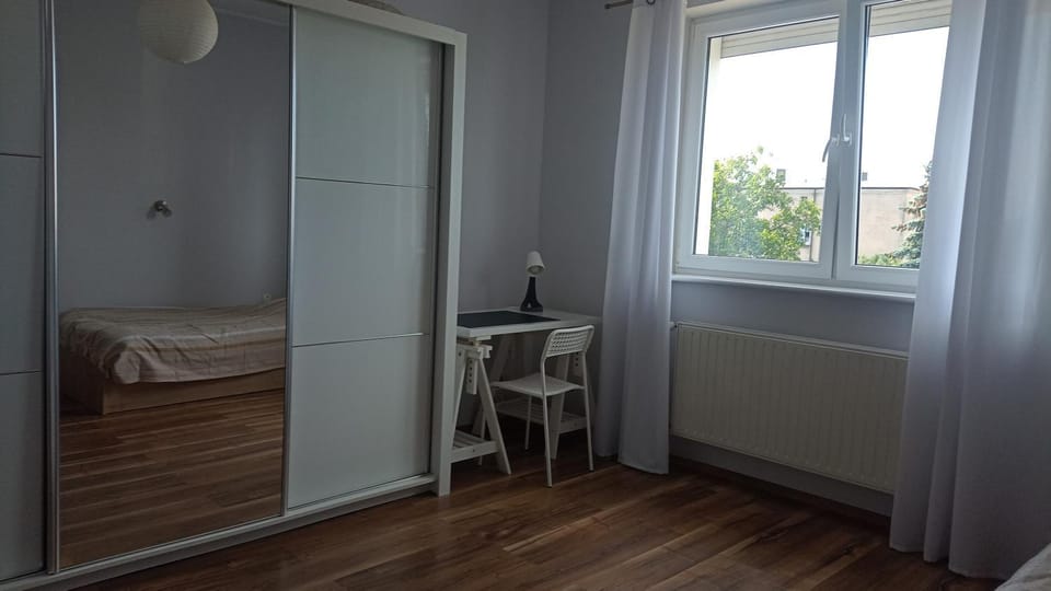 Bedroom, wardrobe