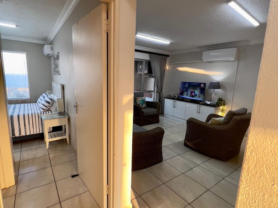 Living room, Bedroom, air conditioner