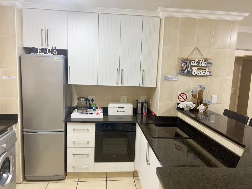 minibar, pet friendly, stove, toaster, washing machine, kitchen