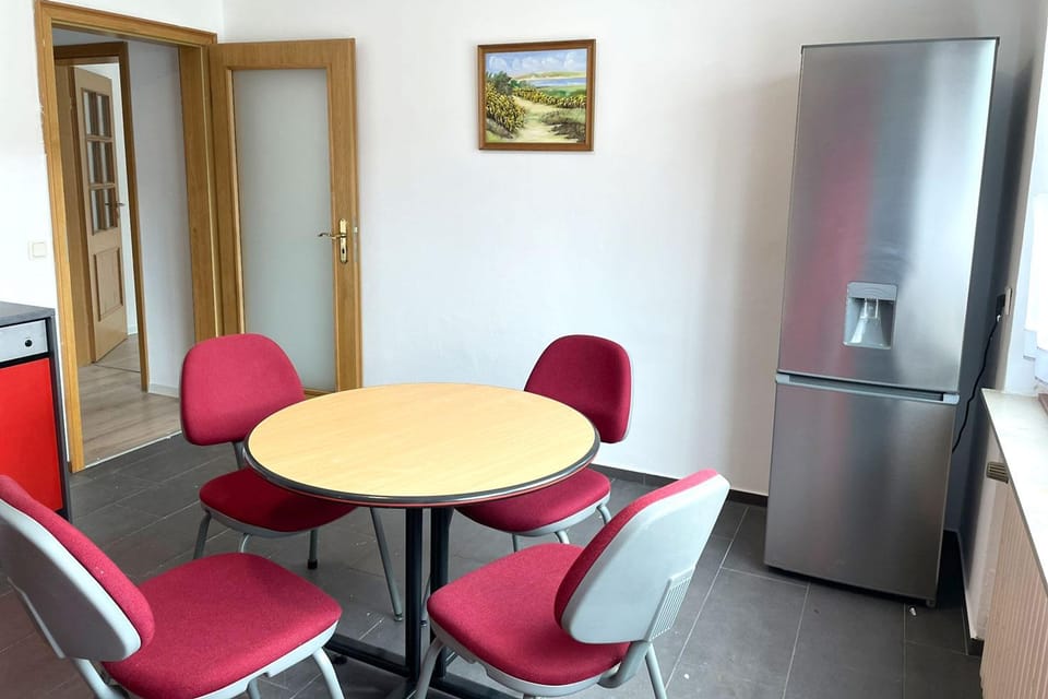 Kitchen or kitchenette, kitchen