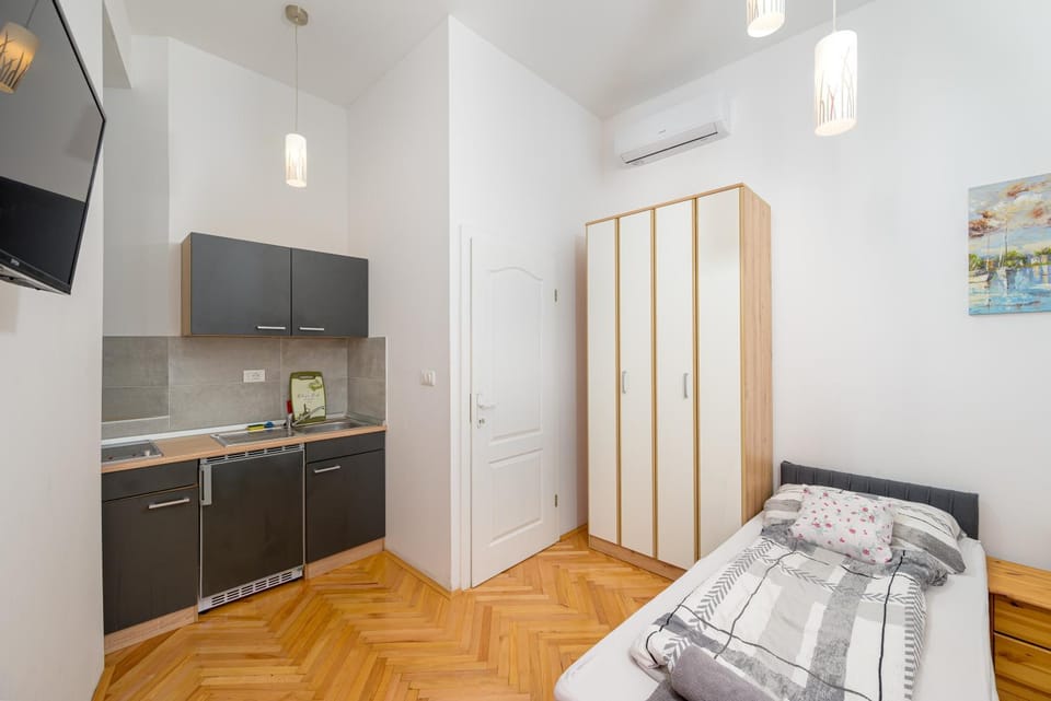 Studio Apartments Tiho & Nena Apartment in Pula