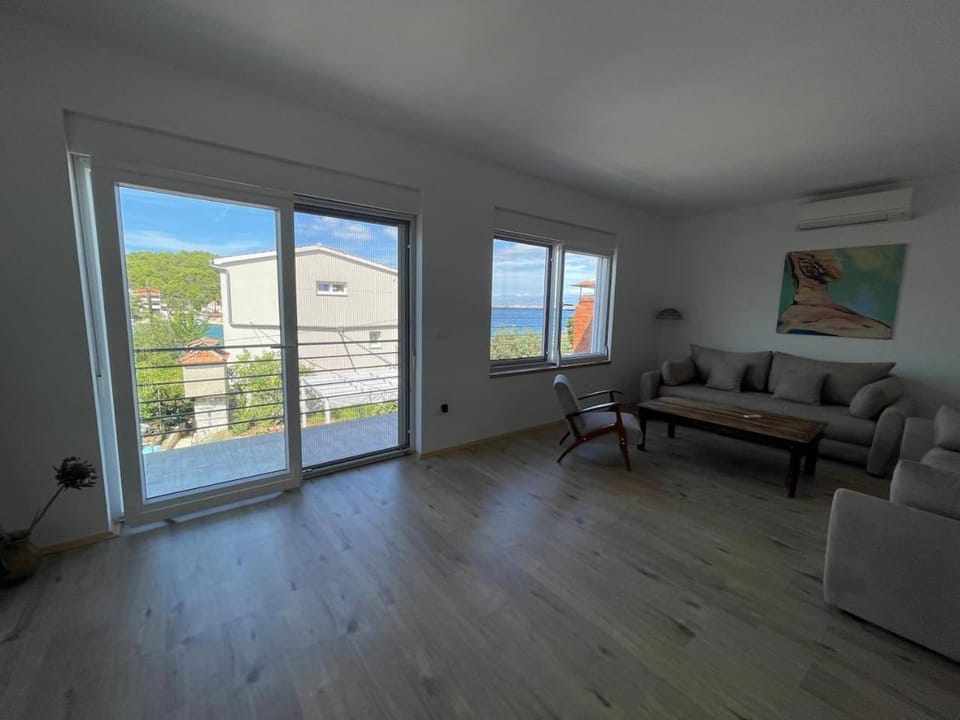 Luxury Home By The Beach Villa in Šibenik-Knin County, Croatia