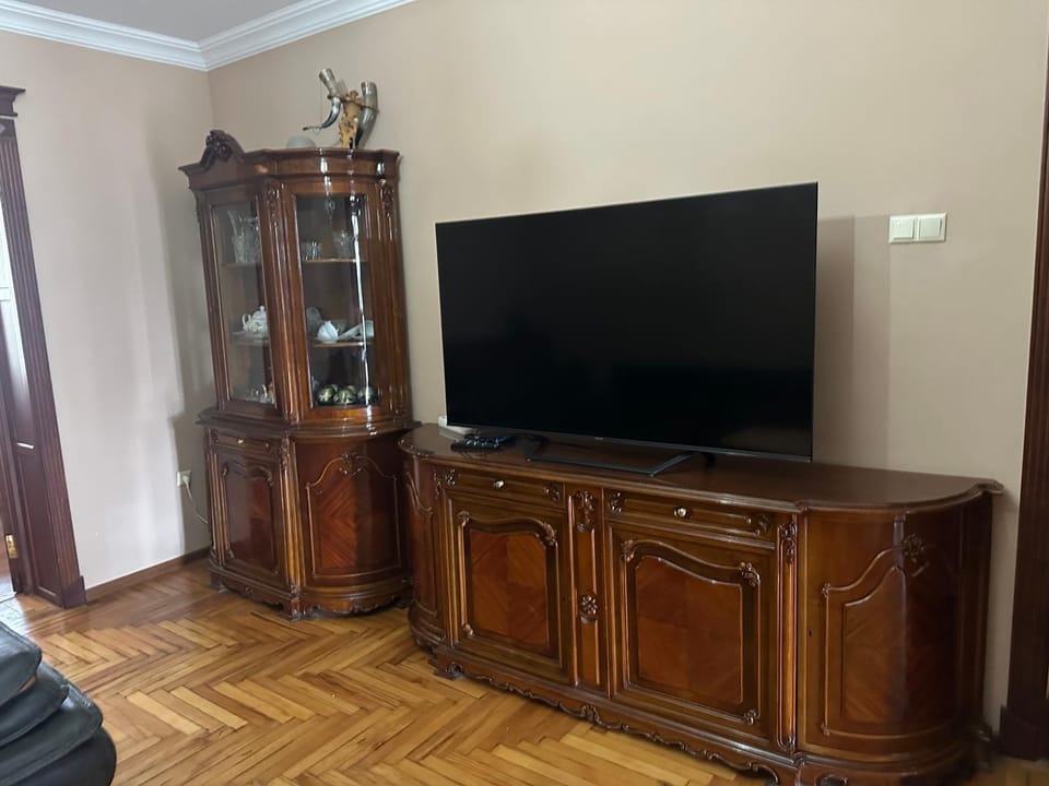Communal lounge/ TV room, TV and multimedia, Evening entertainment