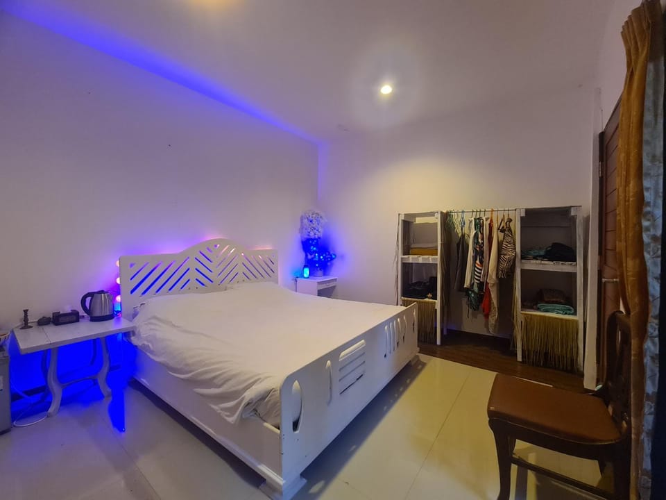 House by the sea Bed and Breakfast in Ko Pha-ngan Sub-district