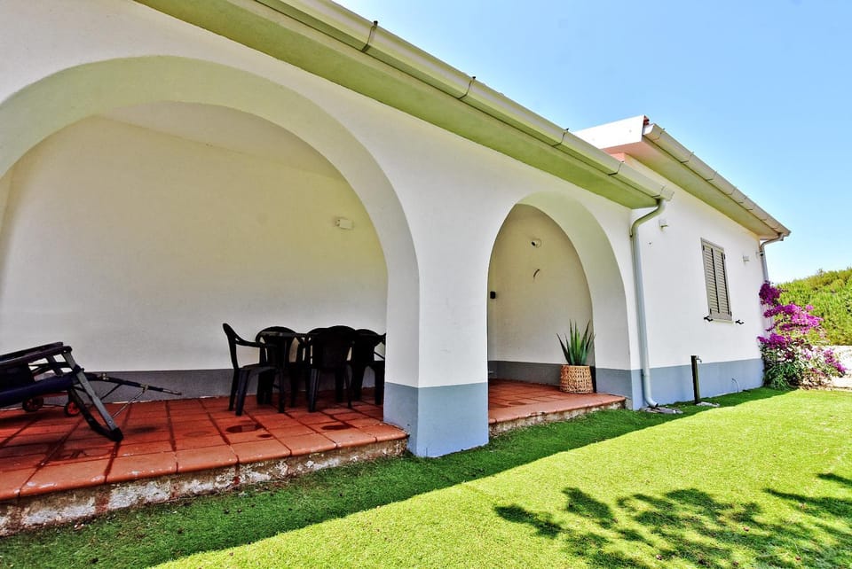 Property building, Patio, Garden