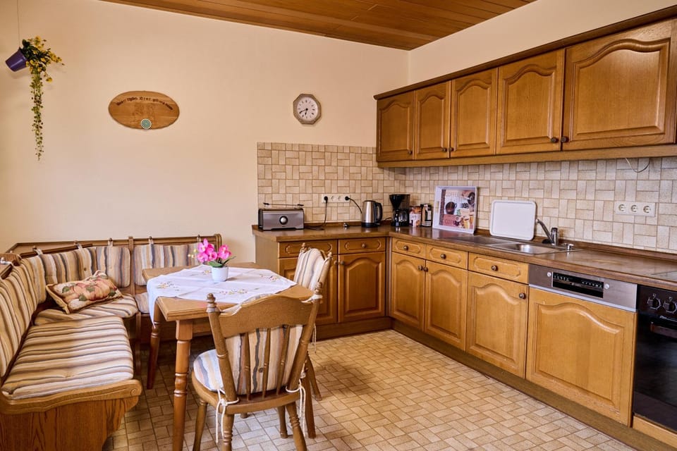 Seating area, Communal kitchen