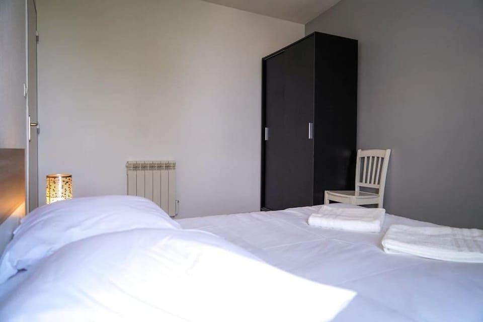 L'Eden Urbain・Stationnement Facile・Proche Centre Apartment in Centre-Val de Loire