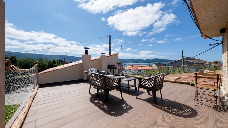 Casa Dalá Arriba House in Galicia