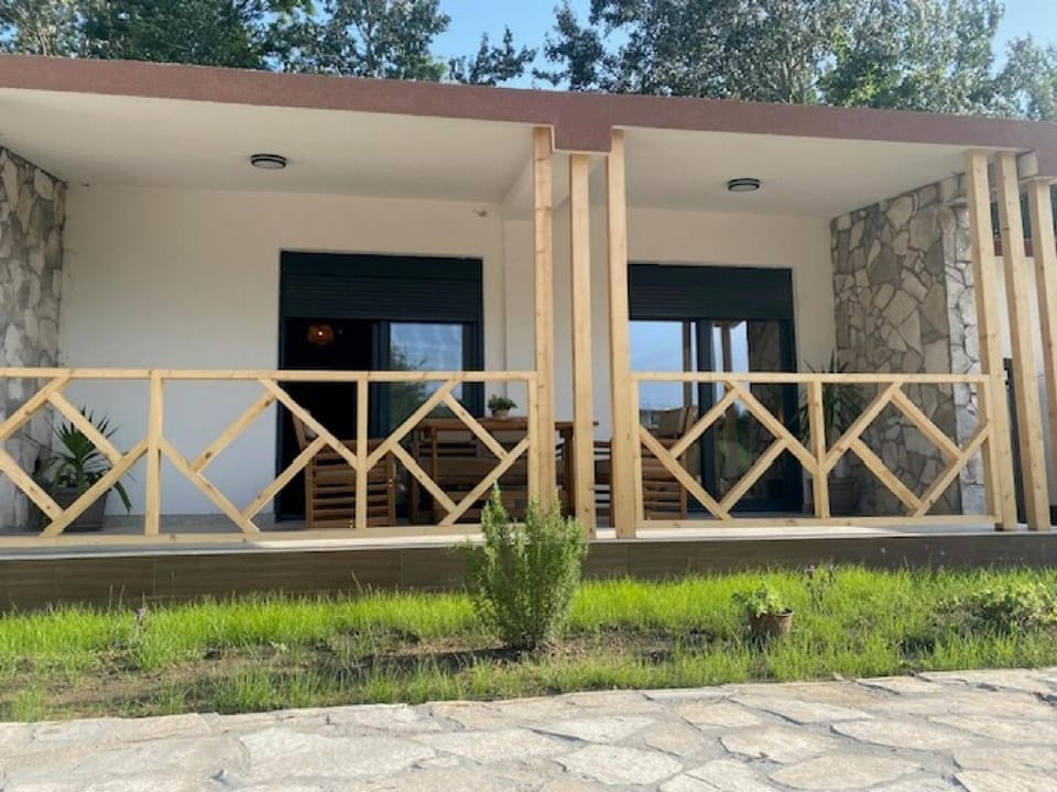 Garden, Balcony/Terrace