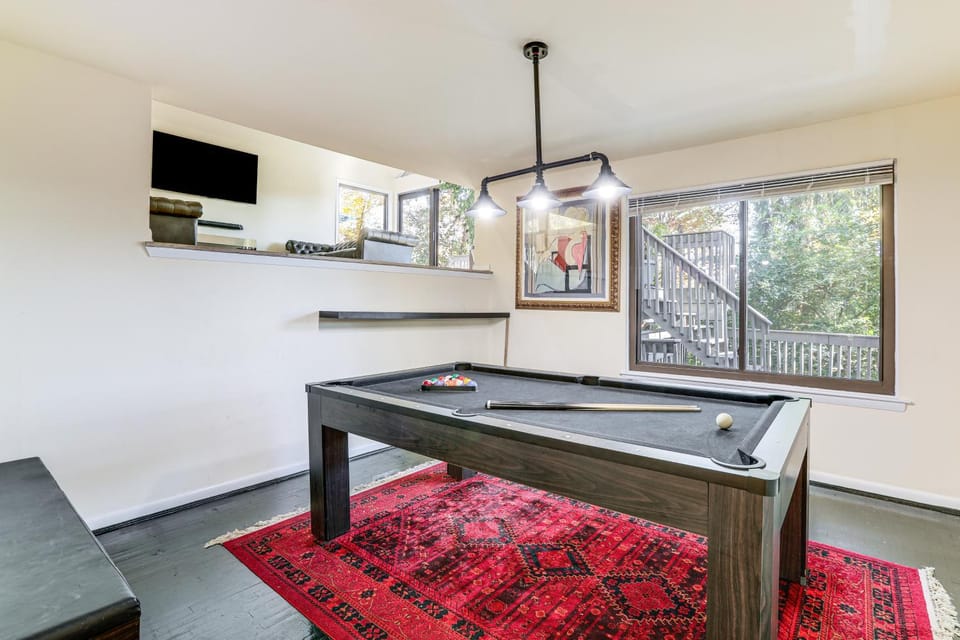 Spacious King of Prussia Home w/ 2 Game Rooms House in New Jersey
