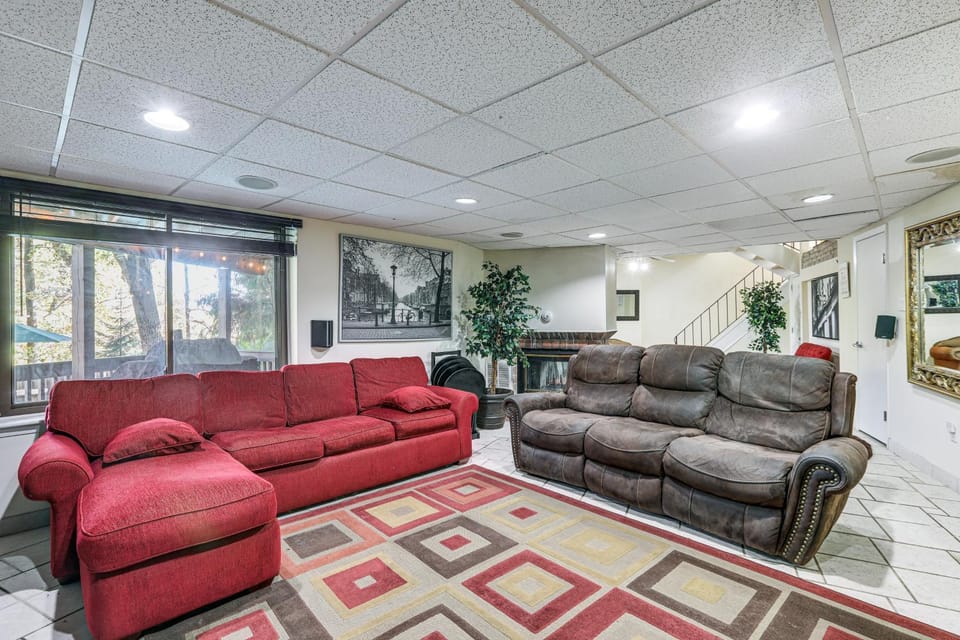 Spacious King of Prussia Home w/ 2 Game Rooms House in New Jersey
