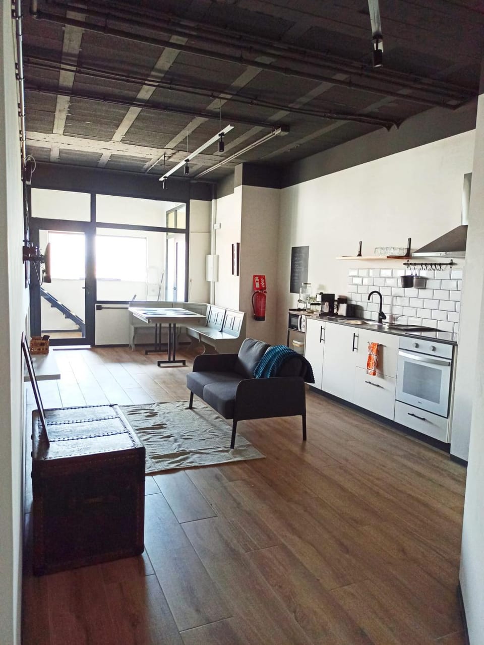 Kitchen or kitchenette, Living room, Seating area