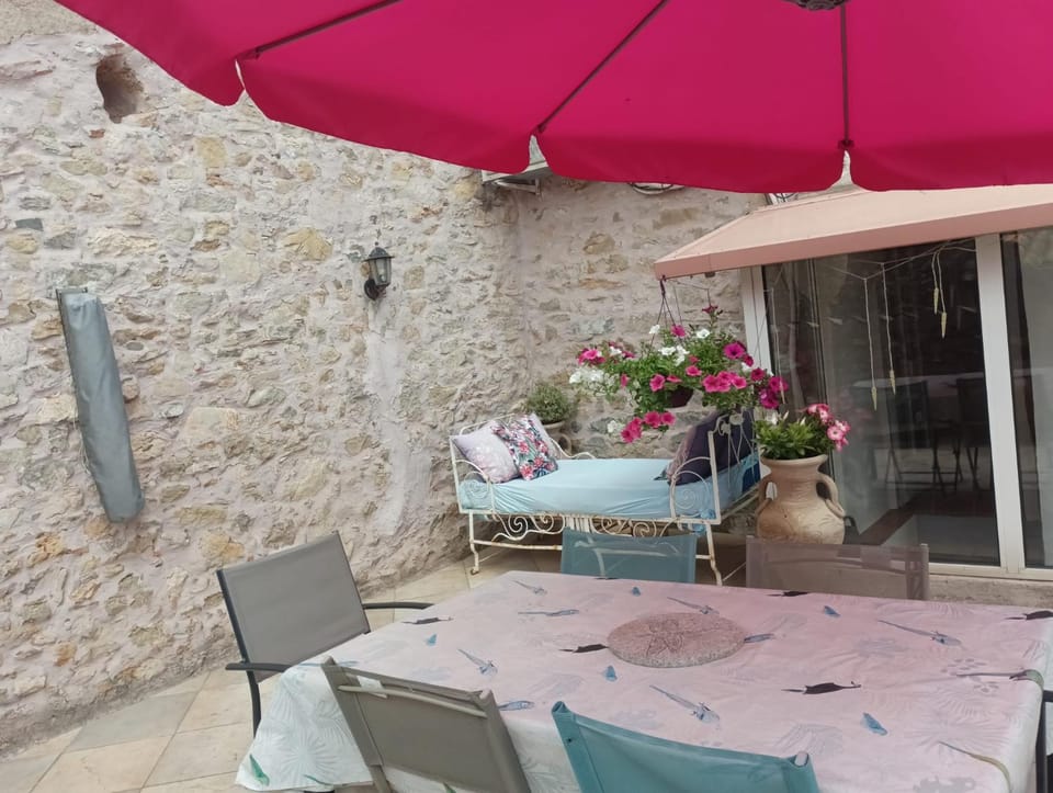 LA PASTOURELLE House in Occitanie