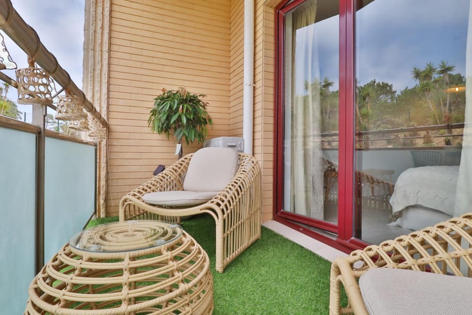 Day, View (from property/room), Balcony/Terrace, Seating area, Garden view