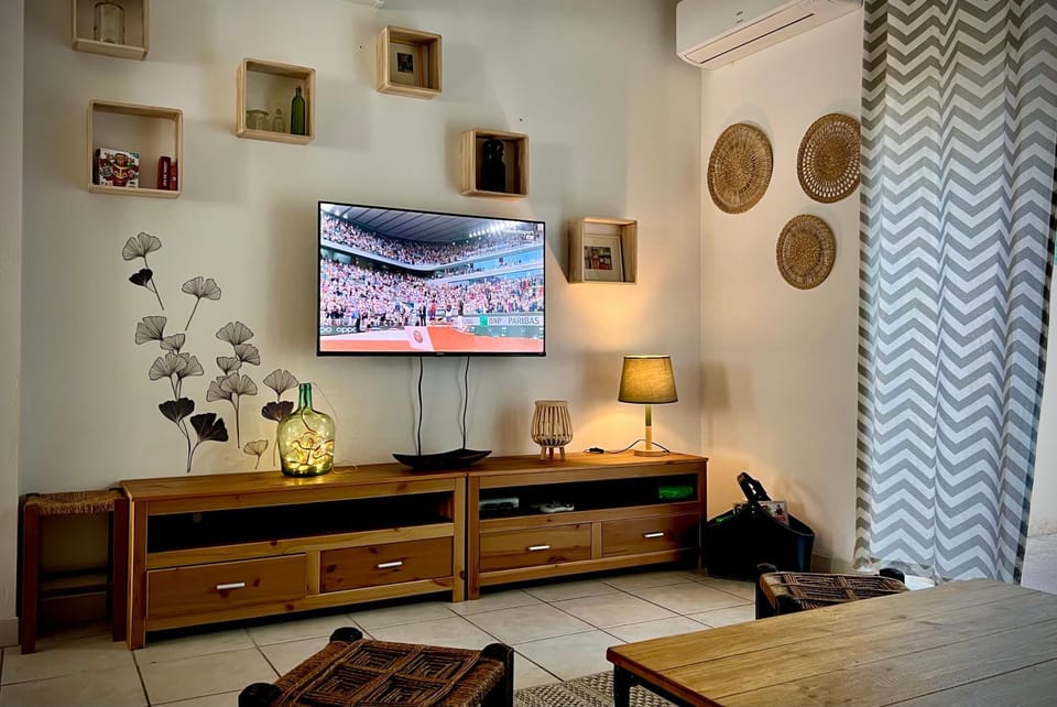 TV and multimedia, Living room
