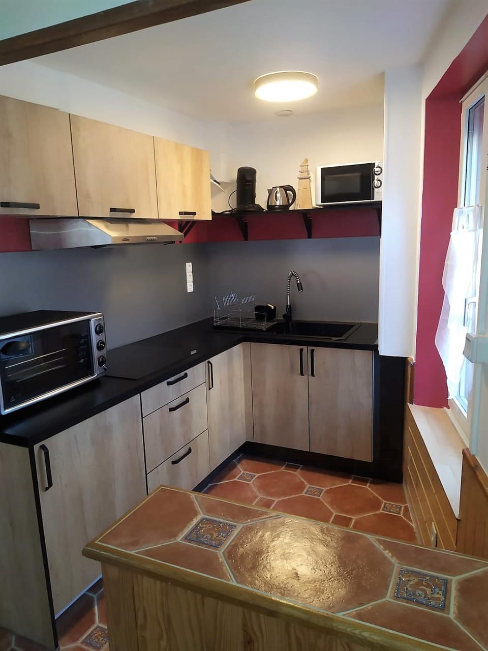 Kitchen or kitchenette