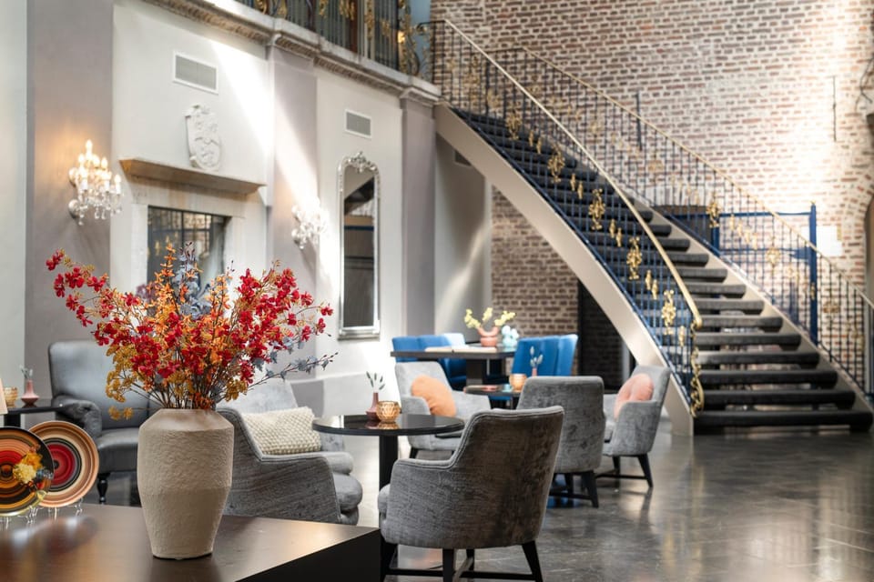 Lobby or reception, Seating area