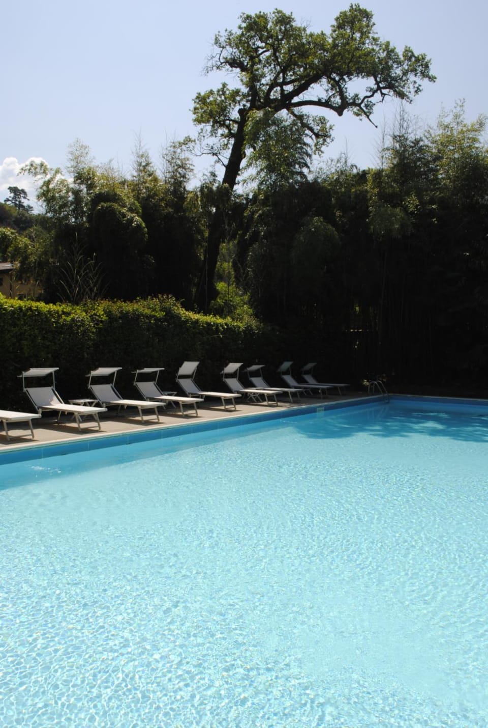 Swimming pool, Swimming pool