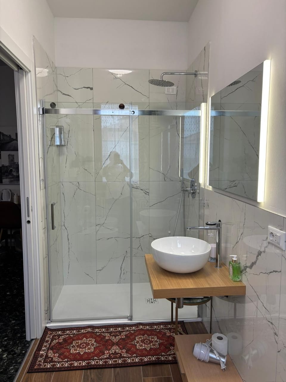 Shower, Bathroom