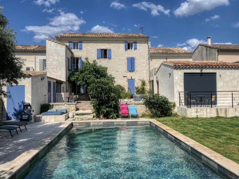 Property building, Swimming pool