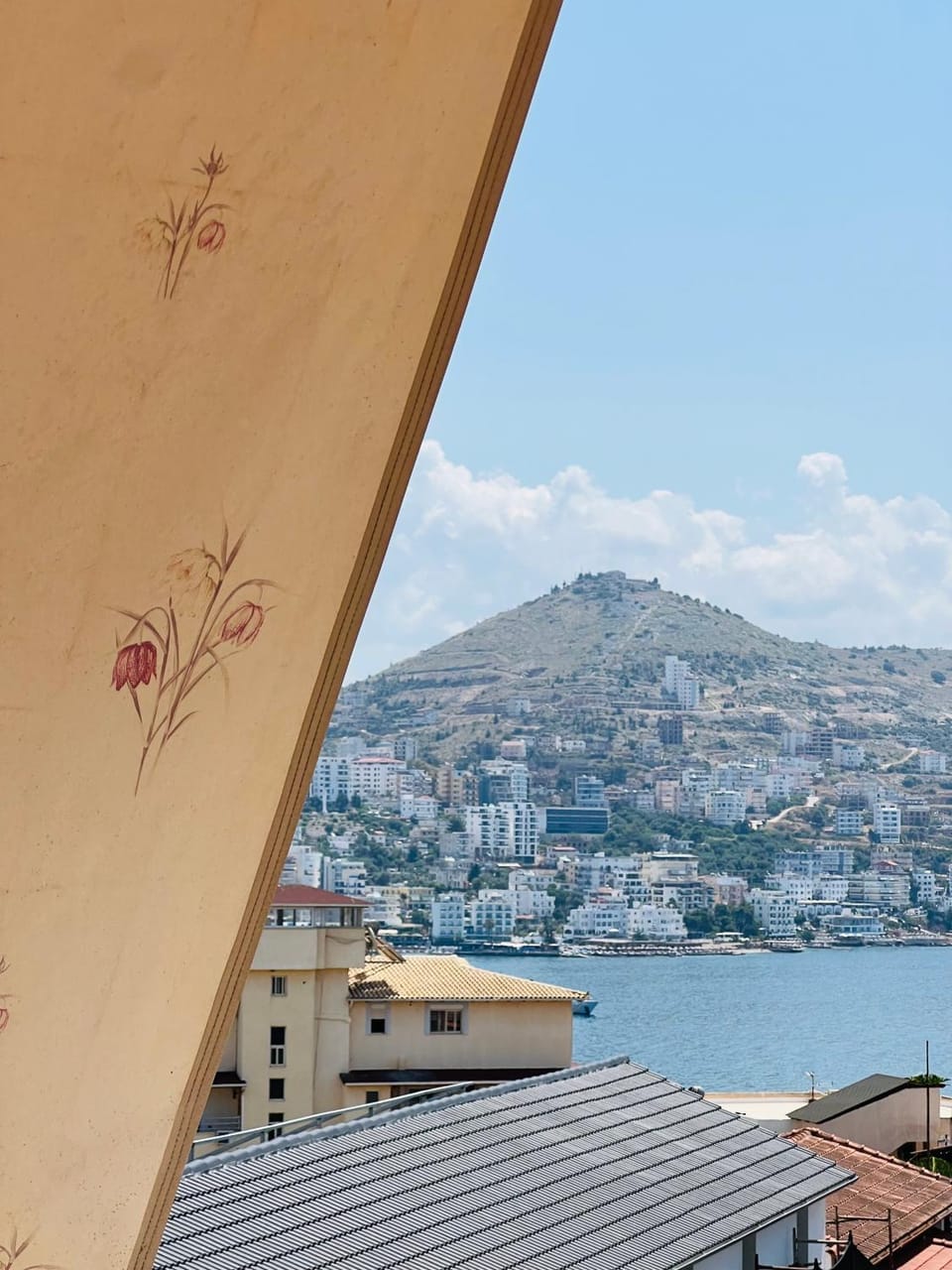 City view, Sea view